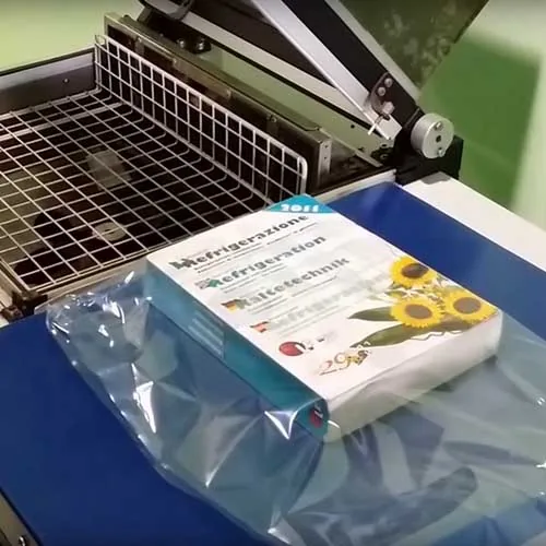 masina de ambalat cu folie termocontractibila Compack 5800i